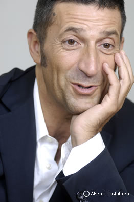 �p���c�F�b�^�E�W���[�����@�u���[�L�����w�уC���^�r���[�v